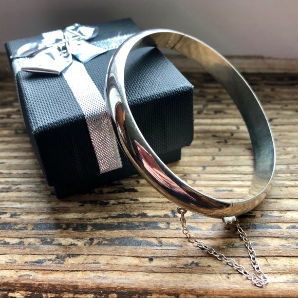 Fashion Jewelry Jewelry - Sterling Bangle Bracelet